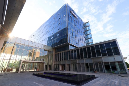 斥資84億元 又一光伏龍頭“進擊”儲能電池領域