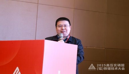 高壓實(shí)磷酸鐵鋰產(chǎn)品很快會(huì)取代三代以下產(chǎn)品——訪江蘇優(yōu)安時(shí)電池材料有限公司吳雪峰總經(jīng)理