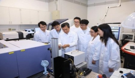 攻關高能量密度、本征安全的電池體系——清華大學張強教授